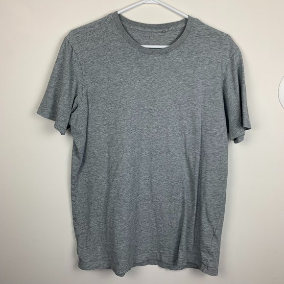 Uniqlo Other - Uniqlo Grey Tee
